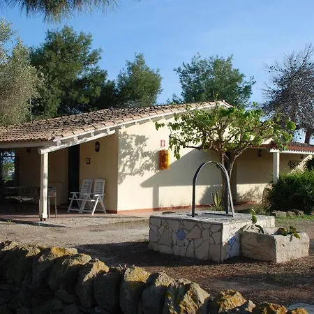 Terrauzza Sul Mare Di Renata Emmolo סירקוזה