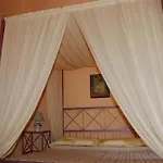 Terrauzza Sul Mare Di Renata Emmolo Syracuse