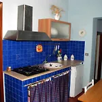 Terrauzza Sul Mare Di Renata Emmolo *
