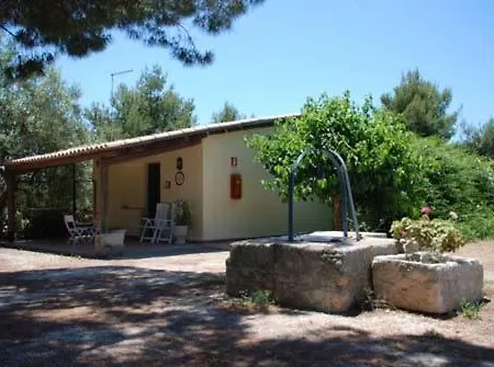 Terrauzza Sul Mare Di Renata Emmolo