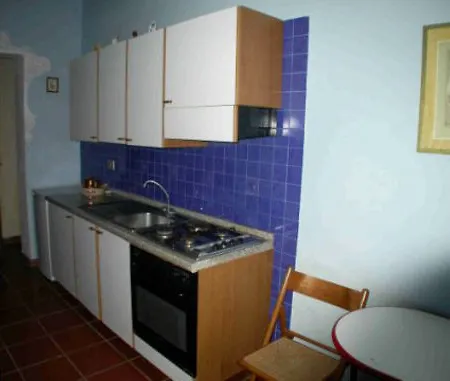 Appartamento Terrauzza Sul Mare Di Renata Emmolo *